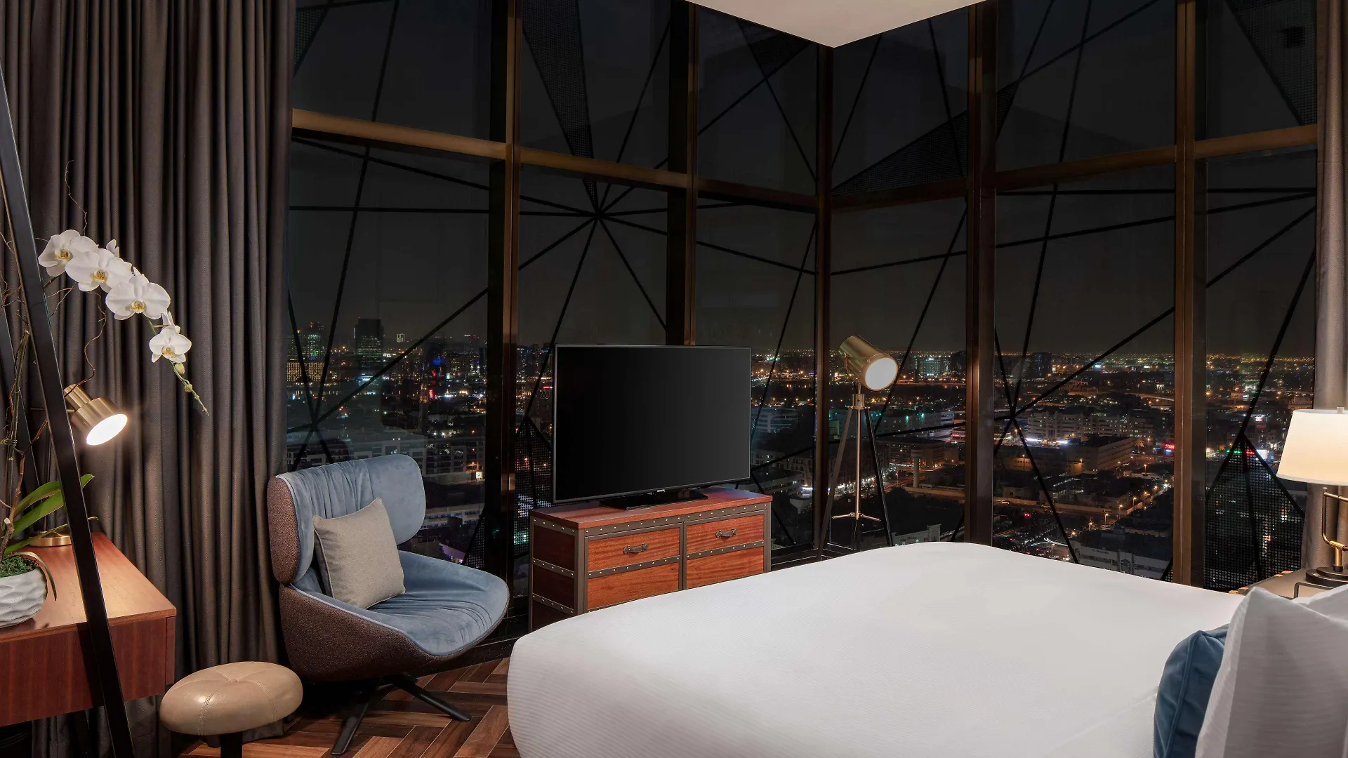 Doubletree By Hilton Dubai M Square Hotel & Residences 5*,