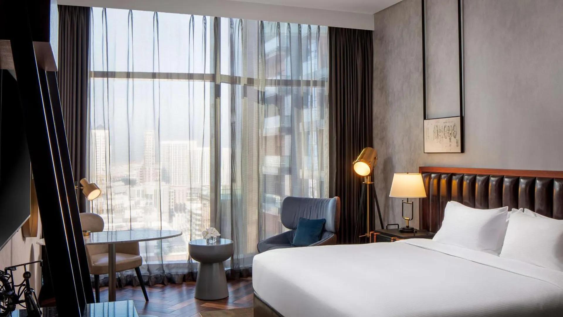 Doubletree By Hilton Dubai M Square Hotel & Residences 5*,