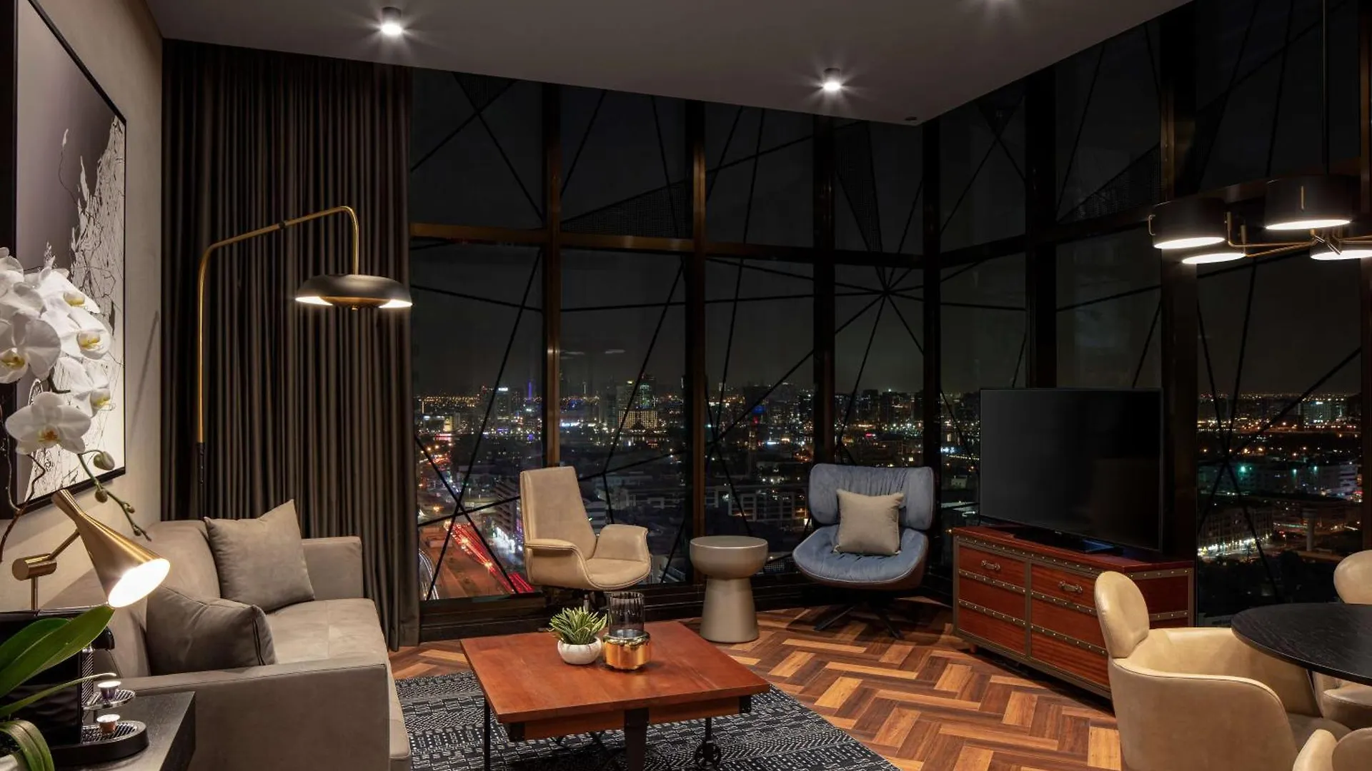 Doubletree By Hilton Dubai M Square Hotel & Residences Emirati Arabi Uniti
